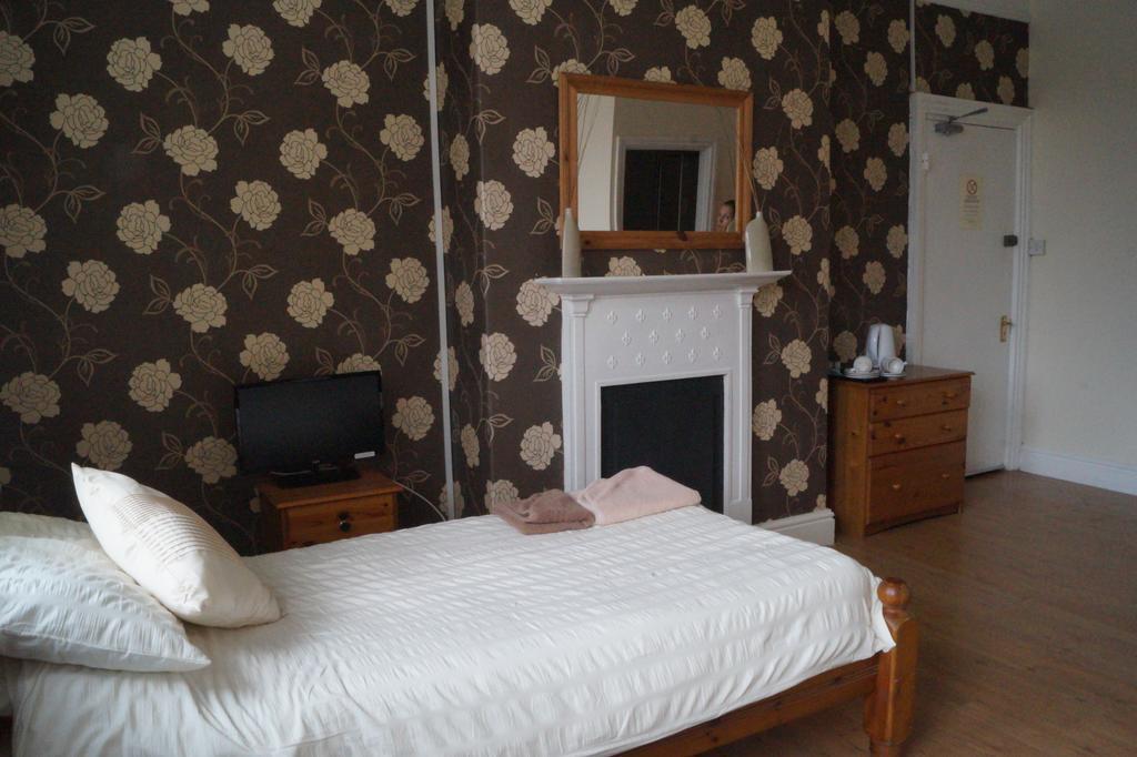 The Bay Horse Hotel York Room photo